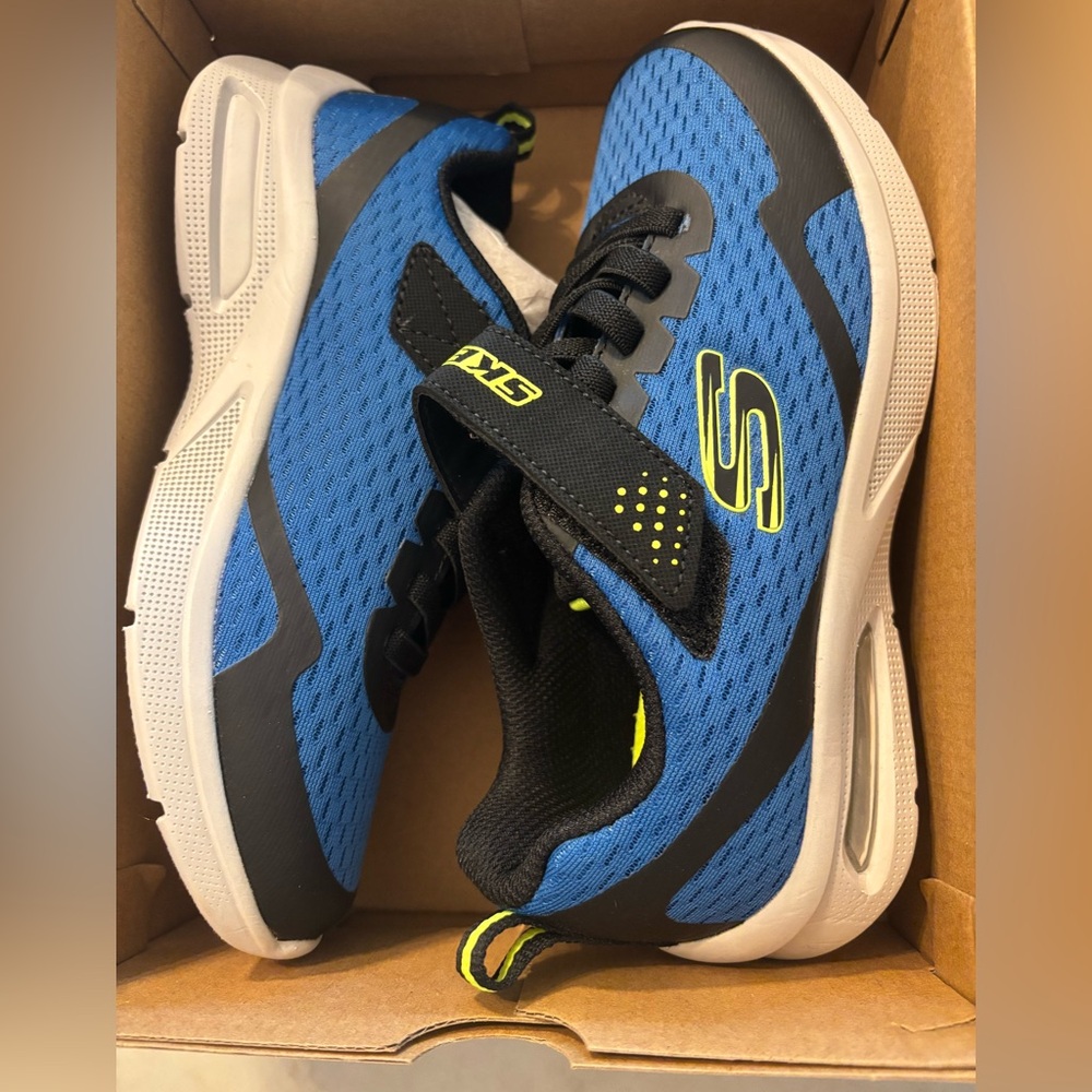 Boys Skechers